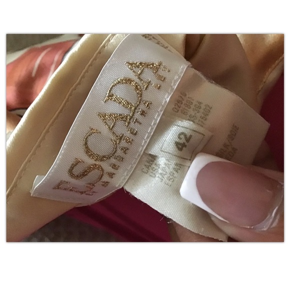 Escada Women’s Blouse - Picture 2 of 2